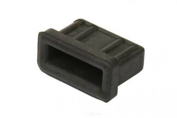 RADYATÖR TAKOZU ÜST E60 E87 E90 F20 F30 F10 F01 X1 E84 X3 E83 F25 X5 E70 F15 X6 E71 F16