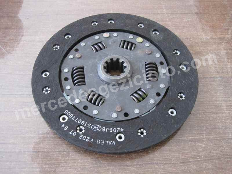DEBRİYAJ BALATASI 4SİL 115/123 BENZİNLİ 215mm