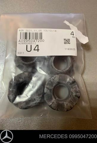 RADYATÖR DESTEGİ KAUCUK W205 W213 C253 X253 Vito447 Spr907/910 Alt Sol/Sağ