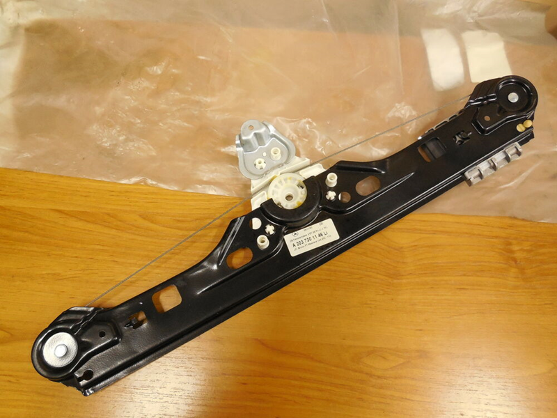 ARKA CAM KRIKOSU SOL W203